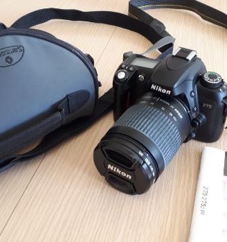 Nikon F75 + zoom Nikkor 28-100