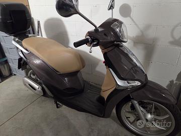 Motorino Piaggio Liberty 125 05/2018  < 5000km