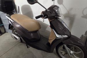 Motorino Piaggio Liberty 125 05/2018  < 5000km