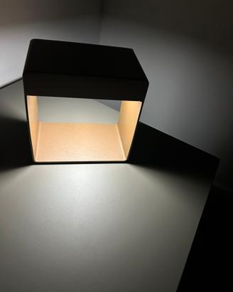 Lampada design metallo cubo portatile