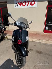 Piaggio Vespa 300 GTS