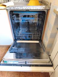 Lavastoviglie da incasso Electrolux EES47400L