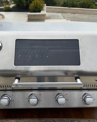 Barbecue a gas BeefEater 1100S inox 4 fuochi