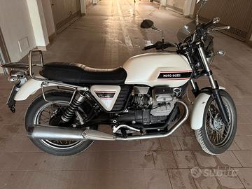 Moto Guzzi V7