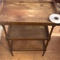 Comodino tavolino in legno anni ‘30