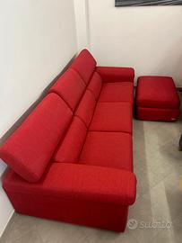 Divano Poltronesofà 4 posti con pouf