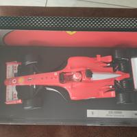 Modellino Ferrari Michael Schumacher 2002