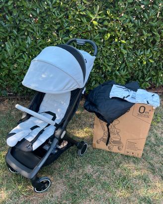 Passeggino leggero Chicco We - COME NUOVO! (500 m)