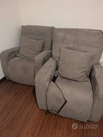 2 Poltrone elettriche reclinabili alzapersona