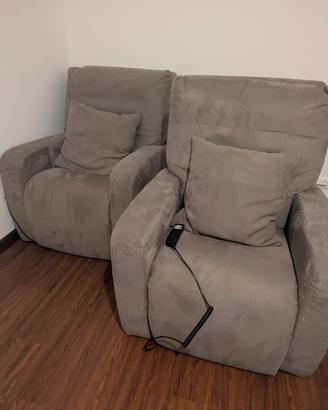 2 Poltrone elettriche reclinabili alzapersona