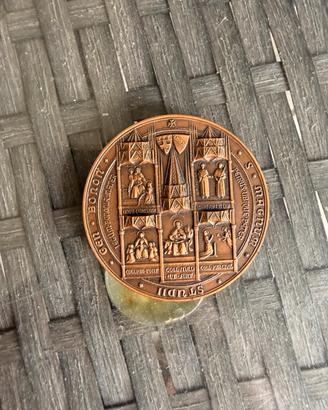 Medaglia in bronzo universita di bologna