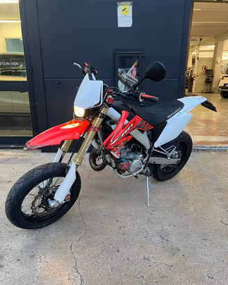 Hm 125