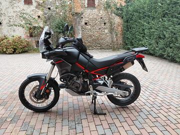 aprilia tuareg