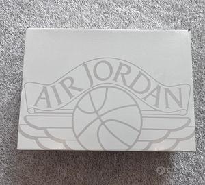 Jordan 2 Retro OG Chicago (2022)