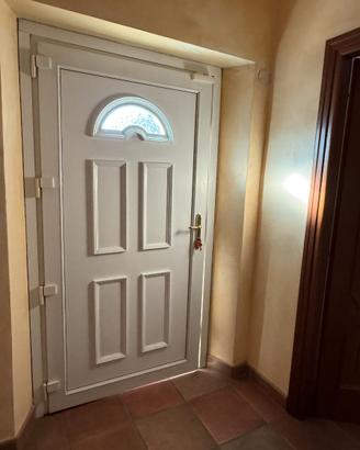PORTA DA ESTERNO IN PVC LAVORATA