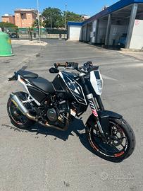 Ktm duke 690 2016