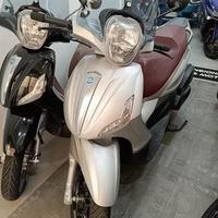 Piaggio Beverly 350