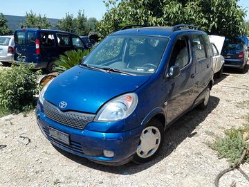 Toyota Yaris Verso A24719