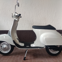 Vespa 50 special