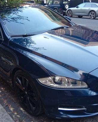 Jaguar XJ X351