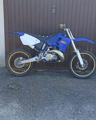 YAMAHA YZ 250