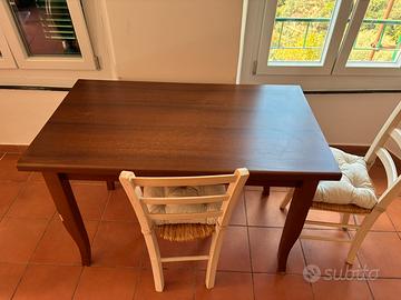 Tavolo in legno