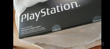PlayStation 5 slim 30 anniversary NON TRATTABILE