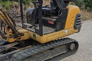 Escavatore Caterpillar