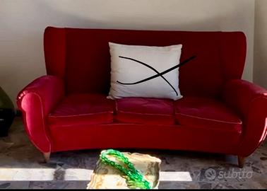 Divano rosso