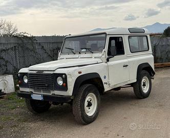 Land Rover Defender 90 2.5 Td5