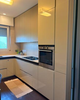 Cucina Poliform Varenna   con elettrodomestici