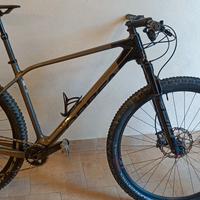 MTB ORBEA ALMA M CARBON XT SID TELESCOPICO 