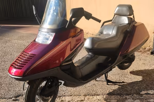 HONDA CN 250