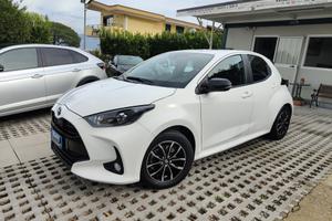 Toyota Yaris 1.5 ibrida IVA ESPOSTA