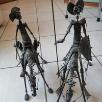 COPPIA DI STATUETTE FERRO BATTUTO