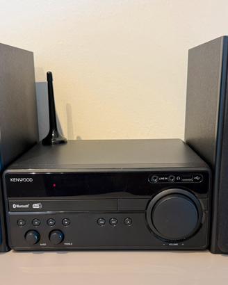 Kenwood M-819DAB