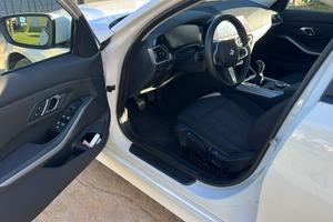 BMW 320d g20 manuale