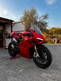 Ducati panigale v4s 2023