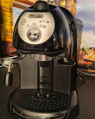 macchinetta  caffè DeLonghi