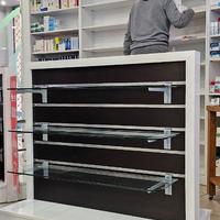 Arredamento vario per farmacie