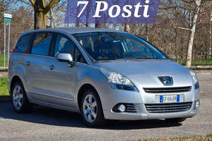 PEUGEOT 5008 1.6 HDI 7 Posti Km 143.000 