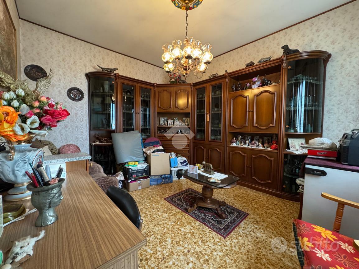 Apartment in Carmagnola, Torino - Vista 3