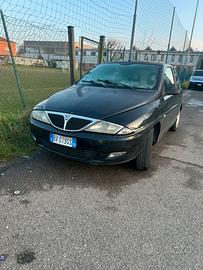 LANCIA YPSILON NEOPATENTATI