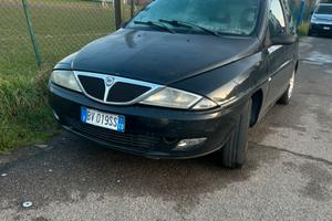 LANCIA YPSILON NEOPATENTATI