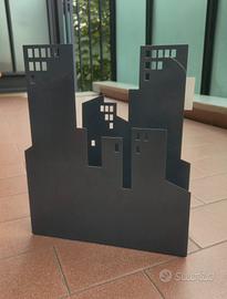 Porta riviste/documenti in metallo Skyline

