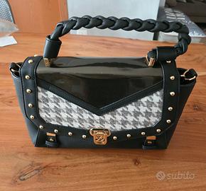 Borsa Donna Tracolla Catena Numeroventidue con pat