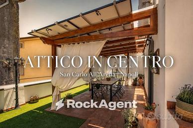 Attico / Mansarda di 182 m² con più di 5 locali a 
