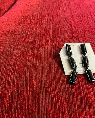 Orecchini neri con strass