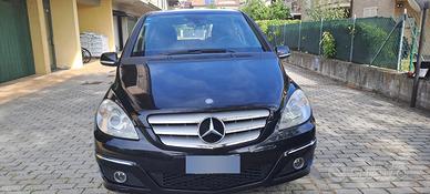 MERCEDES CLASSE B 180 turbo DI. ANNO 2010 