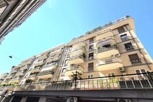 6 LOCALI A BARI